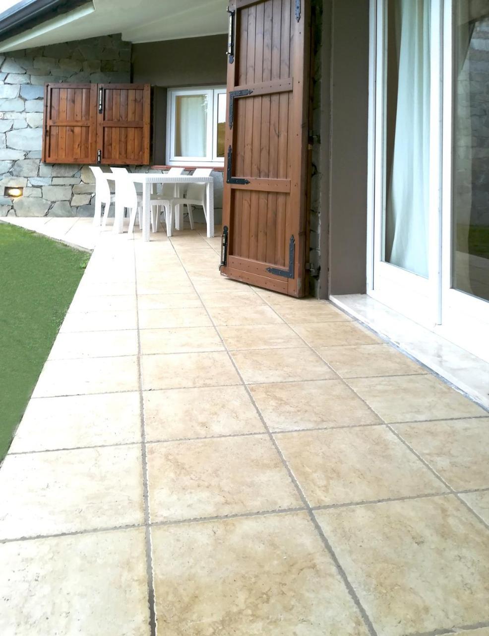 Sa Tiria Villa เกีย ภายนอก รูปภาพ
